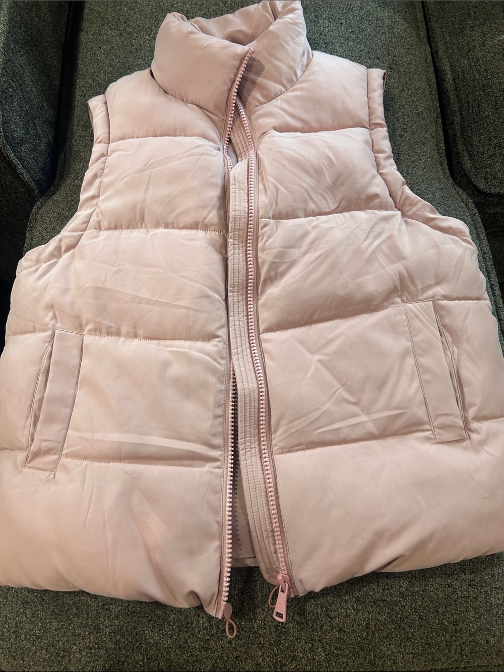Women's Light Pink Puffer Vest - Sleeveless Quilted Jacket